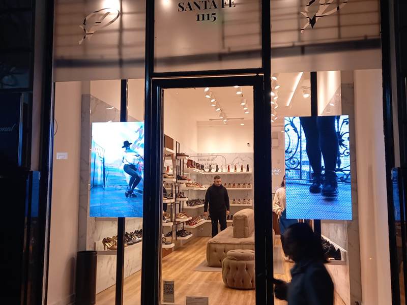 Comercial-y-retail_0000_IMG-20250519-WA0032